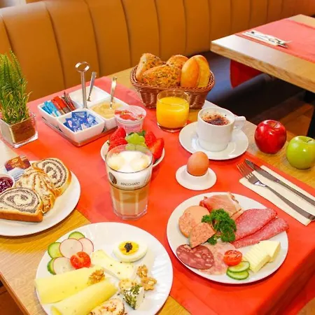 City Schonleber Hotel 2*